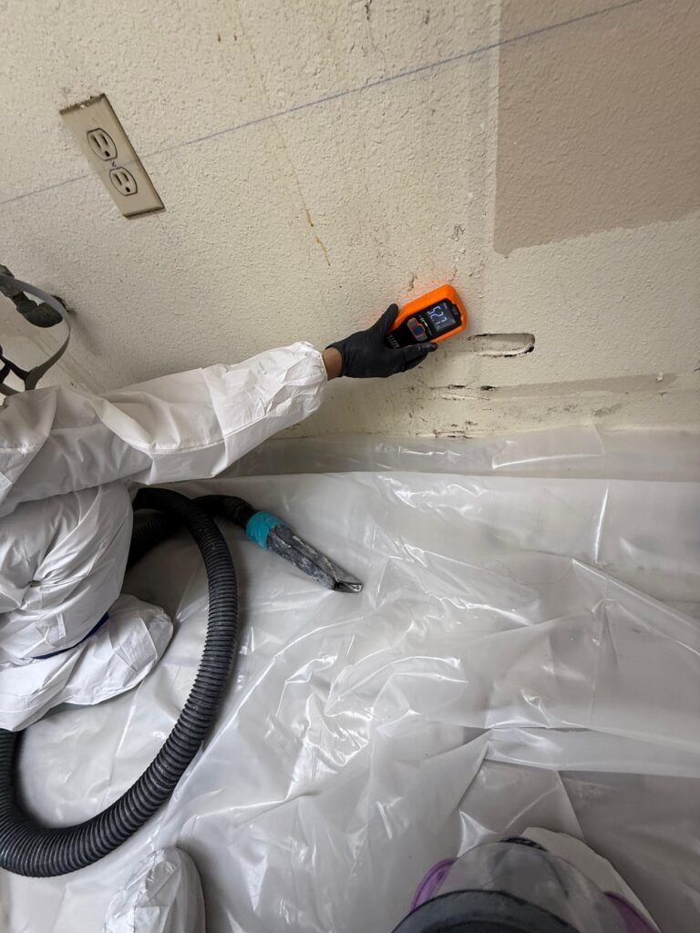 wall-moisture-damage-inspection-los-angeles.jpg